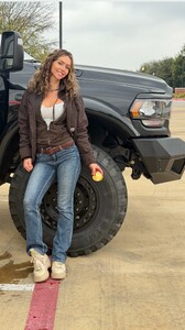 [2025.12.05] rachelc00k_3781069064161441736.jpg