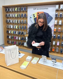 [2025.12.06] msgigiparis_590814685_18540049570007726_6081881559538157820_n.jpg