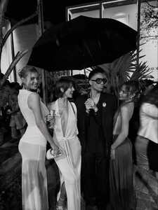 [2025.12.07] carmellarose_591164182_18551470630035727_4285036103372498379_n.jpg