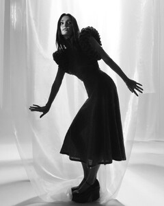 [2025.12.08] handemiyy_589562653_18562805326040050_1416348703701100213_n.jpg