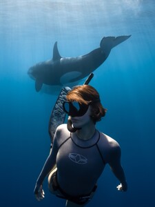 [2025.12.09] carmellarose_591121912_18551784838035727_8047765362473658615_n.jpg