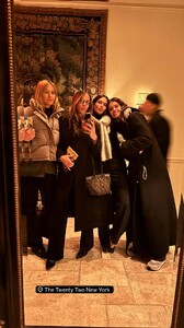 [2025.12.09] sarasampaio_3783997163878669511.jpg