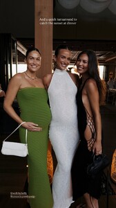 [2025.12.10] helenowen_3784926353527794166.jpg