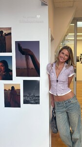 [2025.12.10] lindsaydemyan-scarlett.mayer__3785050758438864117.jpg