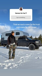 [2025.12.11] rachelc00k_3785319711815836695.jpg