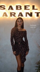 [2025.12.11] sofiaresing_3785614825880662780.jpg