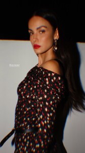 [2025.12.11] sofiaresing_3785682118505524875.jpg