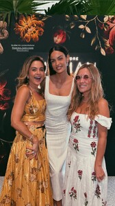 [2025.12.11] sofiaresing_3785741211383179152.jpg