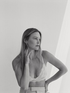 [2025.12.13] barrefaeli_583246813_18549697390041153_1633806850929440228_n.jpg