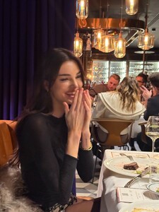 [2025.12.13] celinebethmann_598651298_18373111963158308_3274538347416558343_n.jpg