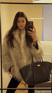 [2025.12.15] celinebethmann_3788194612306011676.jpg