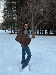 [2025.12.17] kelseymerritt_600545027_18552353284039208_6042510826569572606_n.jpg