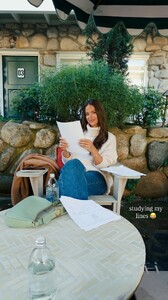 [2025.12.18] helenowen_3790867391787185662.jpg