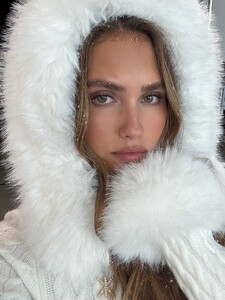 [2025.12.19] idazeile_603088518_18545575321044174_2563786457102981639_n.jpg