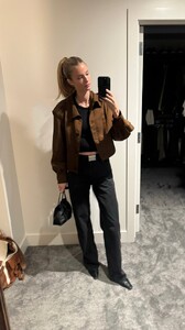 [2025.12.19] katelove_3791544018988739435.jpg