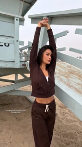 [2025.12.20] kelseymerritt_3792121854745043942.jpg