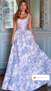 [2025.12.21] sherrihill_3792091752719531385.jpg