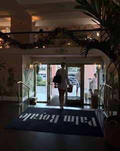 [2025.12.22] megan_samperi_605628865_18546898558022051_6064130021051294273_n.jpg