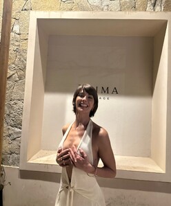 [2025.12.23] carmellarose_604370651_18554312614035727_8790554609861781281_n.jpg