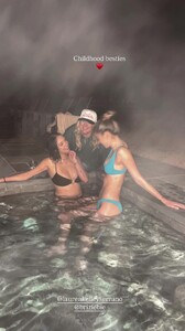 [2025.12.23] elizabethcturner_3794402746158702377.jpg