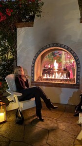 [2025.12.24] ally.m.mason_3795164624585872851.jpg