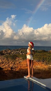 [2025.12.25] kimberleygarner_3795730071005484417.jpg