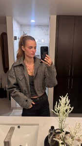 [2025.12.26] katelove_3796653221478284710.jpg