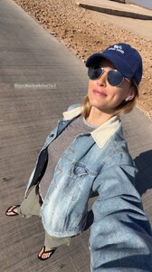 [2025.12.28] barrefaeli_3797622609806917299.jpg