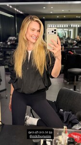 [2025.12.30] barrefaeli_3799143411765267544.jpg