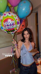 [2025.12.12] sadienewman_3786267283145545300.jpg