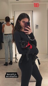 [2025.12.12] sarasampaio_3786133061911083636.jpg