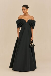 251110_DR_CULT_GAIA_R26_RESHOOTS_01_AVIVA_GOWN_BLK_0022_WEBBED.jpg