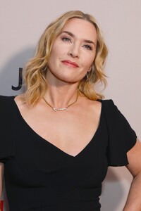 669795553_kate-winslet-36.jpg