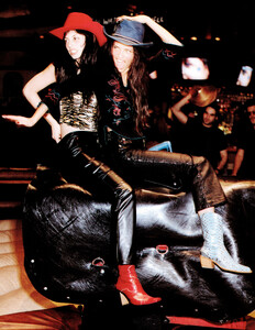 ALima - Guess 2000AW - Scan2025-06-21_024736_003.jpg