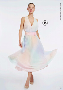 AOK - Guess 2020 Mailer Dress To Impress - page_11.jpg