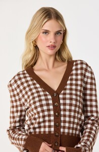 AT19418_BROWNGINGHAM_5_4000x.jpg