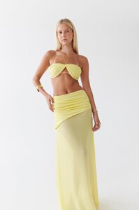 BDevlin - Hntr - GIGI BANDEAU _ LEMON_hntr_resort_maddierouxnov127793copy_webedits.jpg