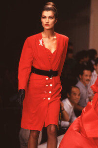 Claireatk-Cerruti 1881  S-S1989 PhVictor Virgile   (1).jpg