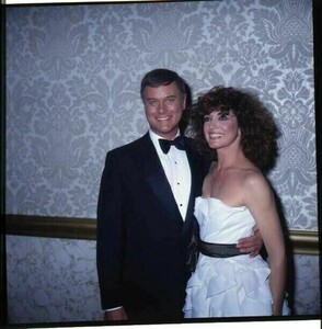 Dallas-Larry-Hagman-Linda-Gray-Candid-Original-225.jpg