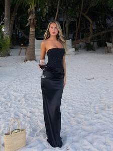EVenz - Outcast - KYLI-MAXI-DRESS-BLACK3.jpg