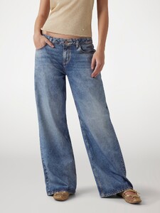 GAuthie - Guess - Printed low rise baggy jeans Women-4 - W5PA2KD0682-BLG3.jpg