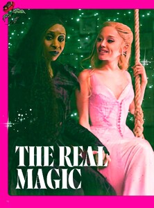 Inside Soap Ariana Grande 2025_freemagazines_009.jpg