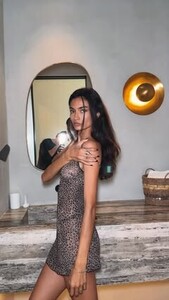 Kelly Gale - Clint the Label [2025.11.19].jpg