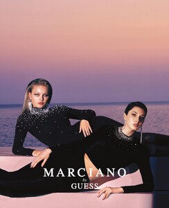 LaurenA - Marciano'24Holiday - 2024-12-03_1440x1770_07.jpg