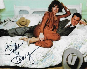 Linda-Gray-Dallas-Original-8X10-Autographed-Photo-17.jpg