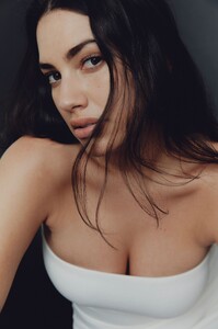 LorenaD - PopHousePort - 3_lorena_duran_main_book_1.jpg