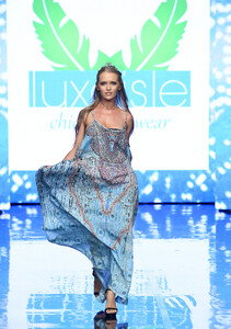 Luxe Isle 2019_1162061453 (OliaA).jpg