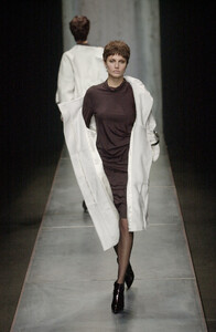 Marcel Marongiu 2001 Women RTW 87.jpg