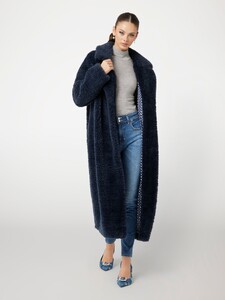 MeikaW - Guess - Faux fur coat-4 (2)_W3BL86WF2C2-G77G.jpg