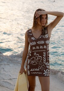 MelitaS - PoolsidePar - JamiacaKnitDressCoconutD1.jpg